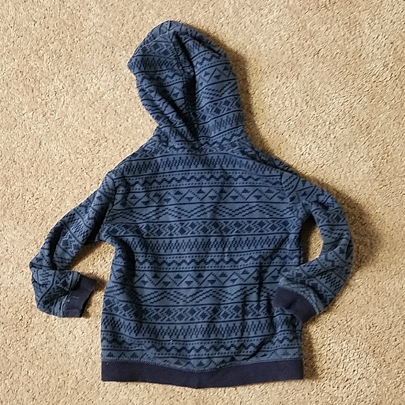 Kids 3T two sweatshirt bundle - Picture 4 of 6